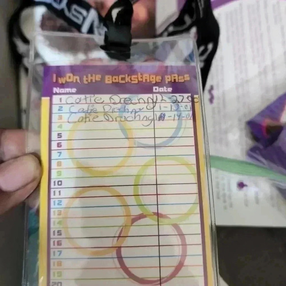 Y2k NSync Back Stage Pass Board Game - Picture 4 of 7